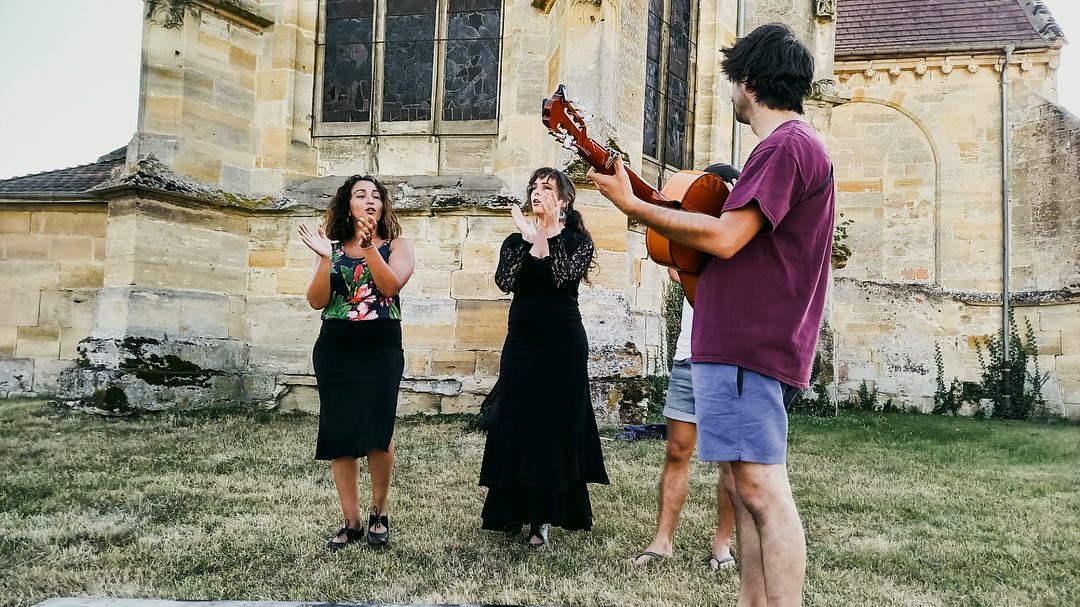 Compagnie Minera en concert au village